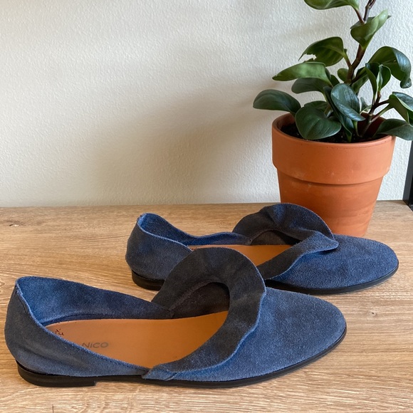 Anthropologie Klub Nico Gabbie Ruffled Blue Suede Flats, 38 / US 9 - Picture 5 of 12
